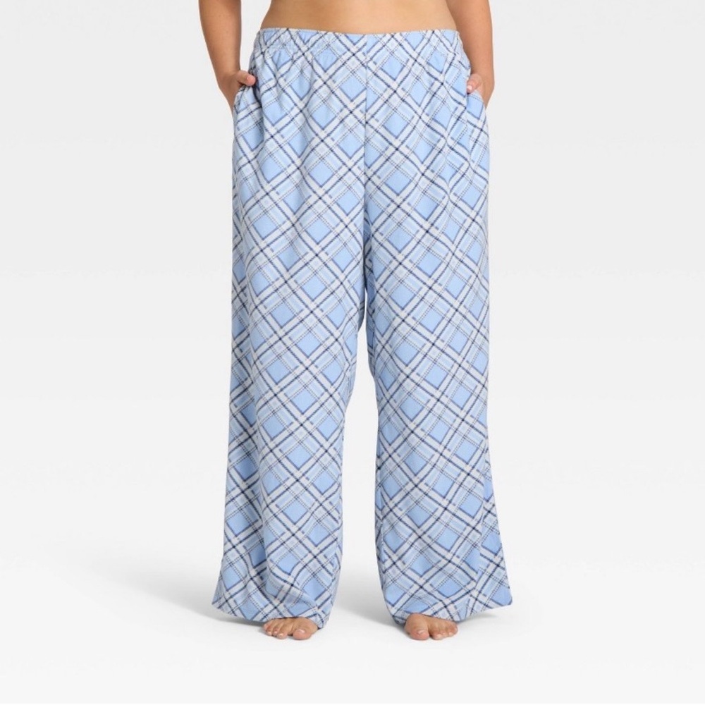 NWT wild fable Women's Microfleece Straight Legs Pajama Pants- Blue Plaid XXL - Picture 1 of 12